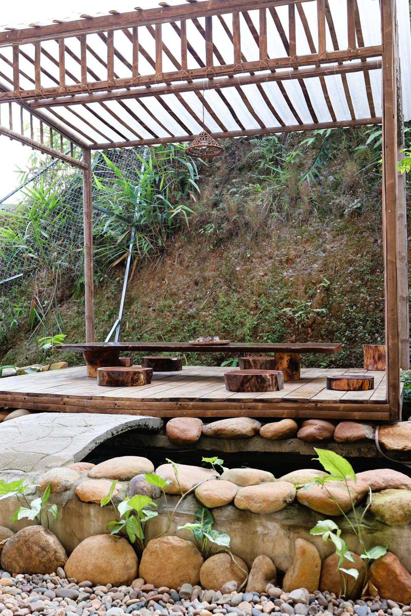 Dinh Gia Trang - Homestay & Coffee The Ruong Exterior foto